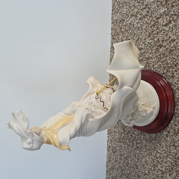 Guiseppe Armani Porcelain Figurine - Stormy Weather - Made In Italy - Picture 11 of 16